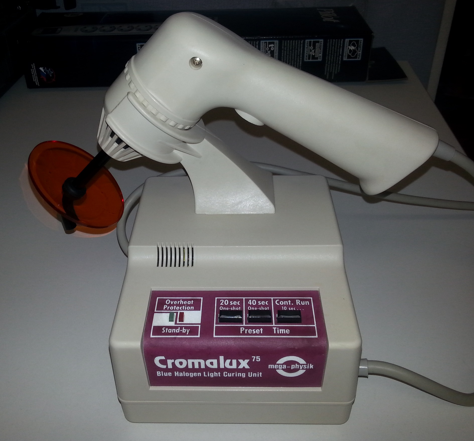 Светополимеризационная лампа Cromalux 75